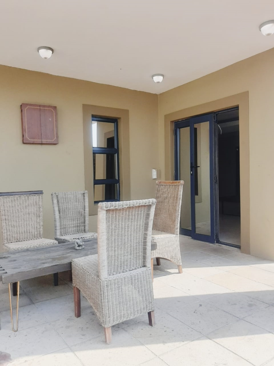 7 Bedroom Property for Sale in Amalinda Eastern Cape